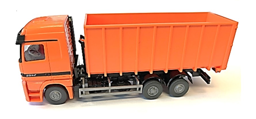 Abrollcontainerfahrzeuge können Abrollcontainer in unterschiedlichen Arten und Größen transportieren